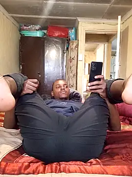 Hluga 25 online show from December 17, 2025, 4:01 pm