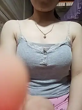 Snapshot of LucyyLy chatting on May 22, 2026, 12:30 am LucyyLy online show from May 22, 2026, 12:30 am