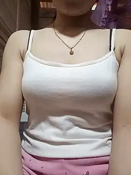 Snapshot of LucyyLy chatting on July 2, 2026, 12:55 am LucyyLy online show from July 2, 2026, 12:55 am