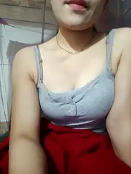 LucyyLy online show from November 3, 2025, 11:41 pm