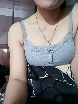 LucyyLy online show from January 12, 2026, 12:17 am