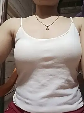 Snapshot of LucyyLy chatting on May 20, 2026, 12:13 pm LucyyLy online show from May 20, 2026, 12:13 pm