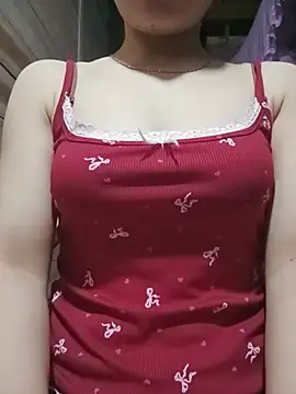 Snapshot of LucyyLy chatting on July 17, 2026, 11:02 pm LucyyLy online show from July 17, 2026, 11:02 pm