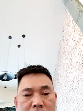 NguyenTrungHieu81 online show from March 22, 2026, 5:00 am