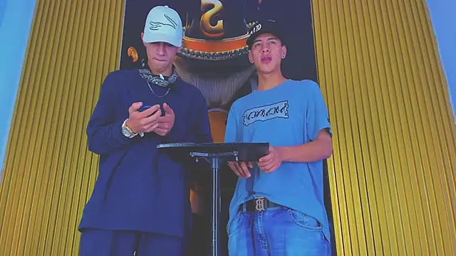 Dante Brown1  online show from November 30, 2025, 8:53 pm