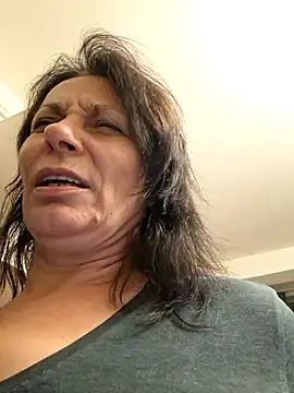 jessyca  online show from October 18, 2025, 8:11 pm