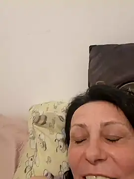 jessyca  online show from October 26, 2025, 8:42 pm