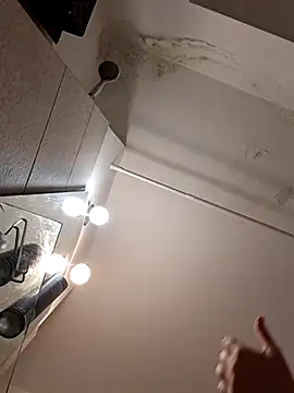 jessyca  online show from November 5, 2025, 8:34 pm