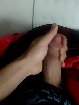 Snapshot of Yazaza1999 chatting on November 19, 2025, 10:37 am Yazaza1999 online show from November 19, 2025, 10:37 am