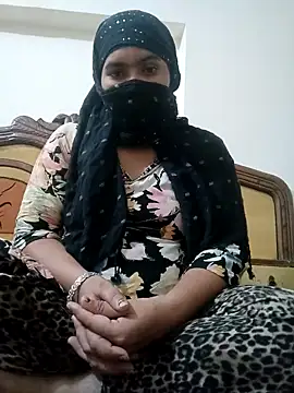 Suman Rani  online show from September 19, 2025, 10:03 pm