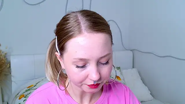 CandiceKingz online show from September 30, 2025, 6:14 pm