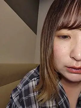 Snapshot of --MIYUKI chatting on June 4, 2026, 6:40 am --MIYUKI online show from June 4, 2026, 6:40 am