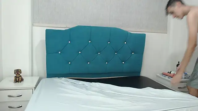 LuigiMarchetti online show from March 14, 2026, 8:04 pm