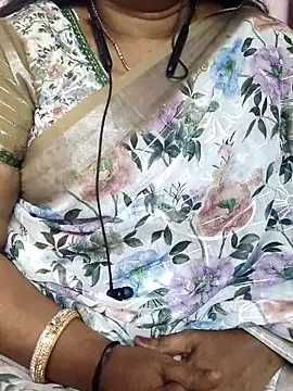 Tamil Azhaghi25 online show from February 2, 2026, 5:45 pm