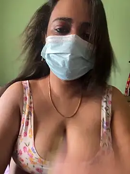 Snapshot of tamil_Nila_ chatting on October 3, 2025, 8:05 am tamil Nila online show from October 3, 2025, 8:05 am