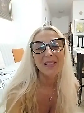 Snapshot of _sexyBLONDE46_ chatting on May 3, 2026, 7:17 pm sexyBLONDE46 online show from May 3, 2026, 7:17 pm