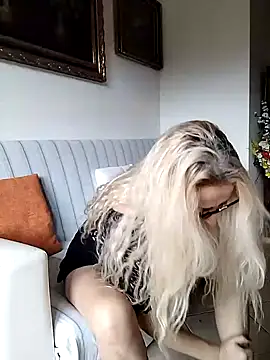  sexyBLONDE46  online show from February 5, 2026, 10:55 am