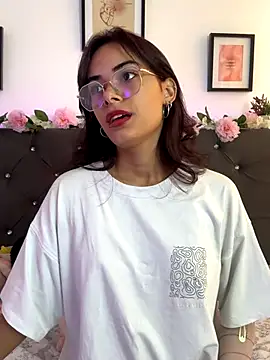 Snapshot of Im_Lyan chatting on November 22, 2025, 3:11 pm Im Lyan online show from November 22, 2025, 3:11 pm