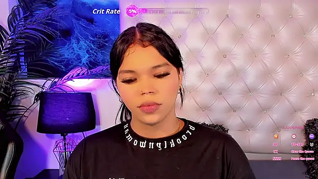 Valeria Swett  online show from April 28, 2026, 8:46 pm