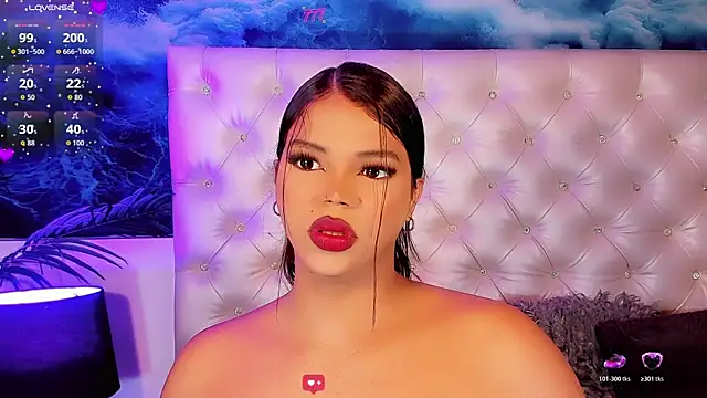 Snapshot of Valeria_Swett_ chatting on July 20, 2026, 8:00 pm Valeria Swett online show from July 20, 2026, 8:00 pm