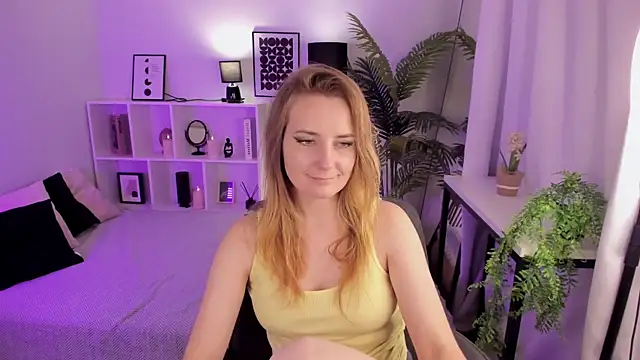 Snapshot of MeggySun chatting on October 26, 2025, 1:22 pm MeggySun online show from October 26, 2025, 1:22 pm