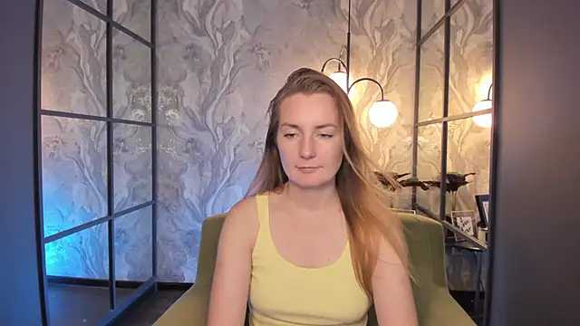 MeggySun online show from September 30, 2025, 1:28 pm