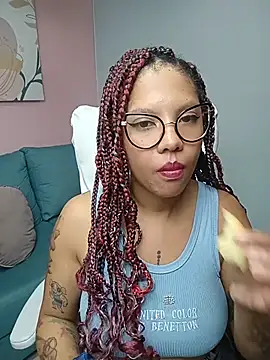 gigi1326 online show from October 29, 2025, 7:57 pm