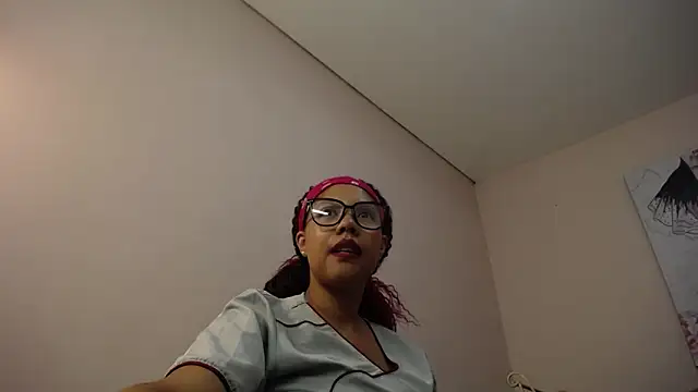 gigi1326 online show from June 5, 2026, 2:56 pm