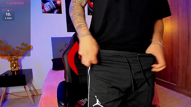 Nicolas James Sc online show from February 28, 2026, 1:22 pm