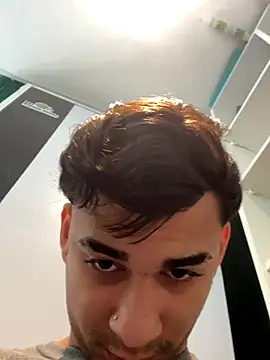 condenovin online show from November 6, 2025, 1:04 pm