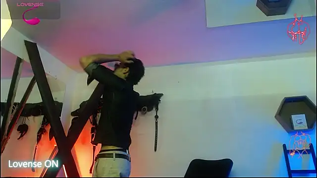 Snapshot of subarashi_ishi69 chatting on March 11, 2026, 6:46 pm subarashi ishi69 online show from March 11, 2026, 6:46 pm