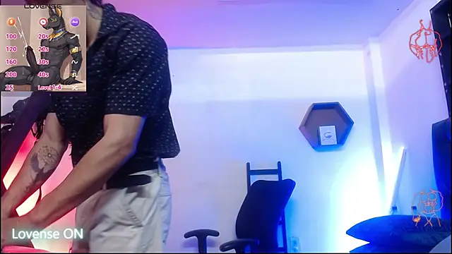 Snapshot of subarashi_ishi69 chatting on March 18, 2026, 7:15 pm subarashi ishi69 online show from March 18, 2026, 7:15 pm