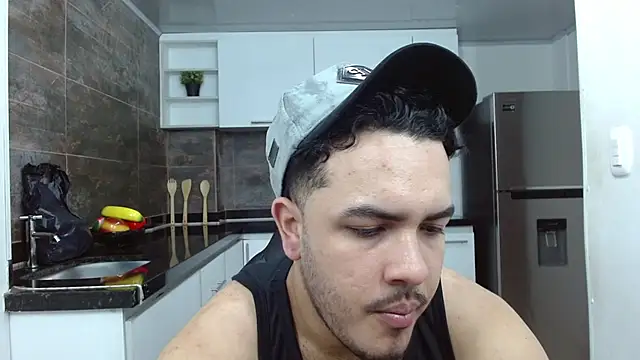 Andrew Lewiss online show from February 2, 2026, 2:49 pm