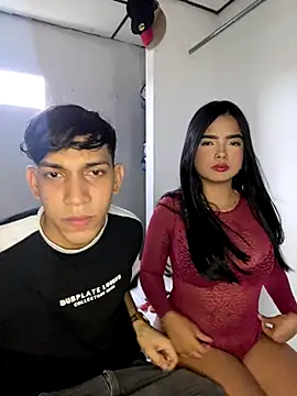 Snapshot of Andres-Andrea1922 chatting on November 28, 2025, 9:26 pm Andres-Andrea1922 online show from November 28, 2025, 9:26 pm