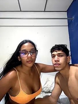 Snapshot of Andres-Andrea1922 chatting on September 19, 2025, 8:40 am Andres-Andrea1922 online show from September 19, 2025, 8:40 am