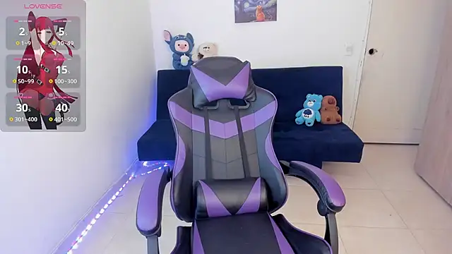 johansstiv2007 online show from October 9, 2025, 11:55 am