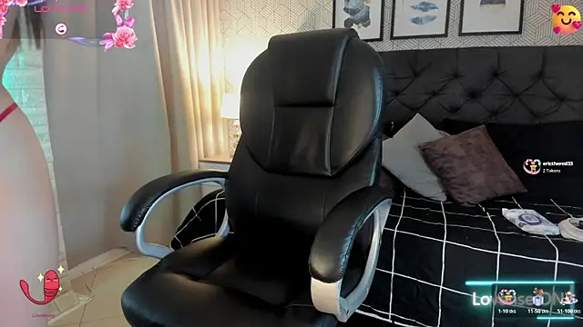 Snapshot of sophie__blare chatting on November 26, 2025, 7:14 pm sophie blare online show from November 26, 2025, 7:14 pm