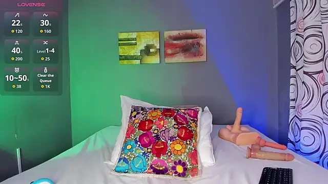 meghanmaslow online show from April 23, 2026, 10:11 pm
