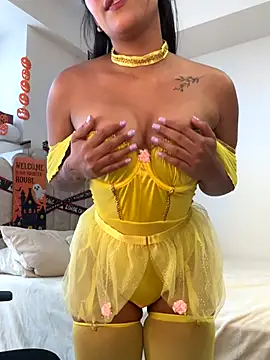 Snapshot of Sara-Evans chatting on October 31, 2025, 6:26 pm Sara-Evans online show from October 31, 2025, 6:26 pm