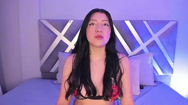 kaylii purple online show from November 29, 2025, 5:29 am