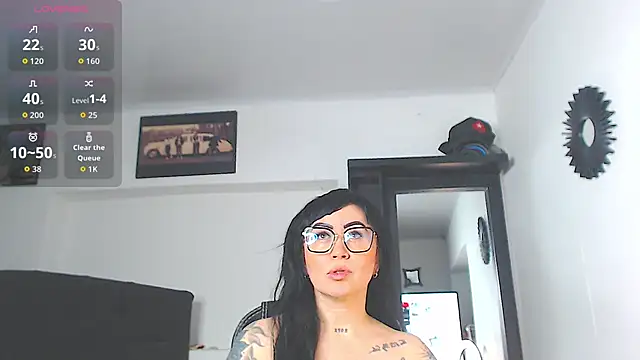 Vicky hotmilf online show from May 8, 2026, 8:18 am