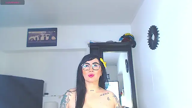 Vicky hotmilf online show from July 29, 2026, 11:20 am