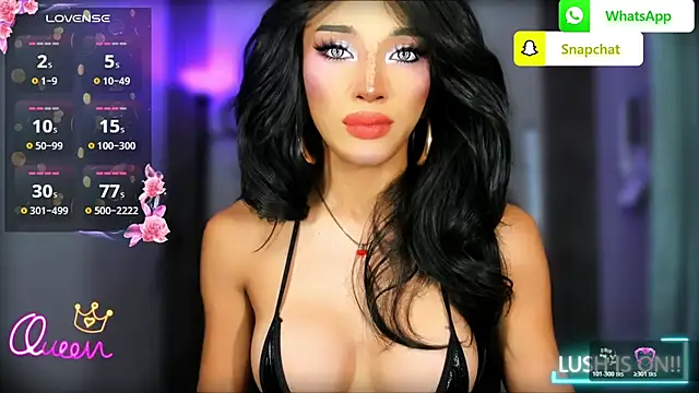 Snapshot of xUrGoddess_Bellax chatting on June 25, 2026, 1:36 am xUrGoddess Bellax online show from June 25, 2026, 1:36 am