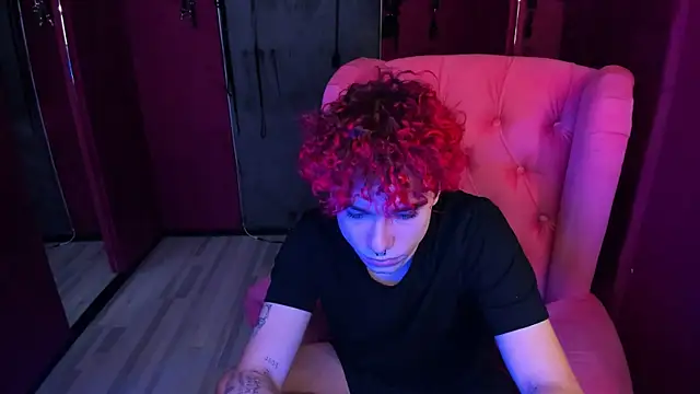 Blaiz Vok online show from November 18, 2025, 9:07 pm