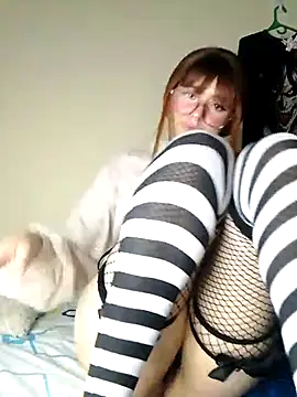 Snapshot of elizabeth05 chatting on October 23, 2025, 9:19 am elizabeth05 online show from October 23, 2025, 9:19 am