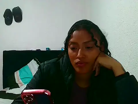 Snapshot of WILD_MULAN chatting on October 10, 2025, 11:27 pm WILD MULAN online show from October 10, 2025, 11:27 pm