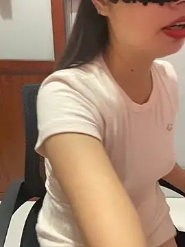 Snapshot of Thu_yaha chatting on July 2, 2026, 4:51 am Thu yaha online show from July 2, 2026, 4:51 am