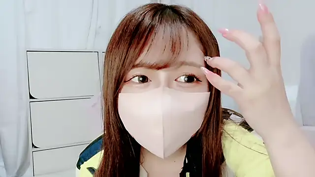 Snapshot of Hanachan_Gcup_ chatting on October 4, 2025, 1:40 am Hanachan Gcup  online show from October 4, 2025, 1:40 am