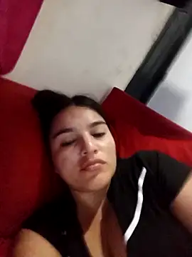 Snapshot of chloe_90 chatting on December 5, 2025, 5:39 am chloe 90 online show from December 5, 2025, 5:39 am