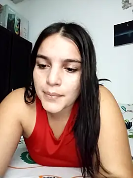 Snapshot of chloe_90 chatting on October 14, 2025, 11:36 pm chloe 90 online show from October 14, 2025, 11:36 pm